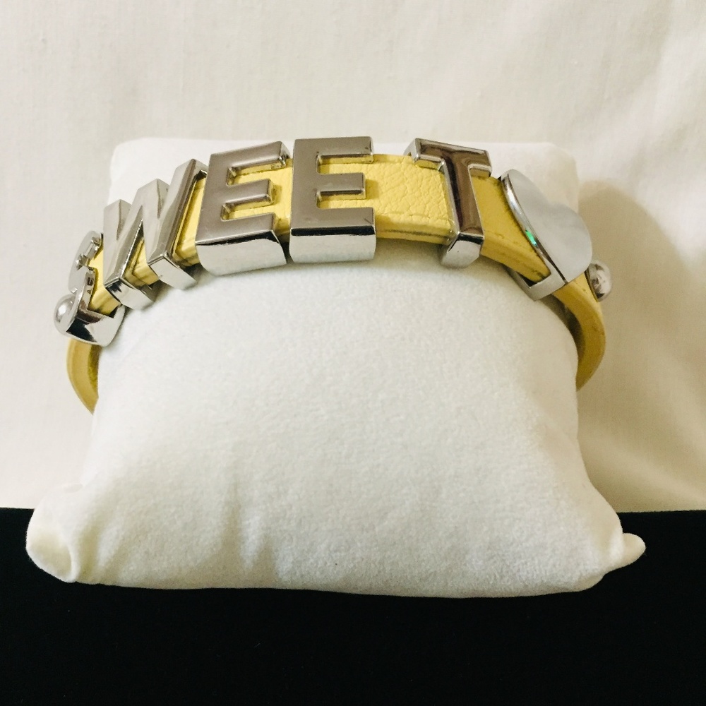 BCBGENERATION SWEET HEART CUFF BRACELET